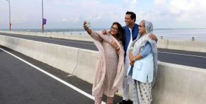 PM in selfie with Joy, Putul on Padma Bridge