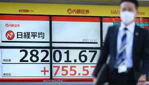 Asian markets sink as rate hike woes return to the fore