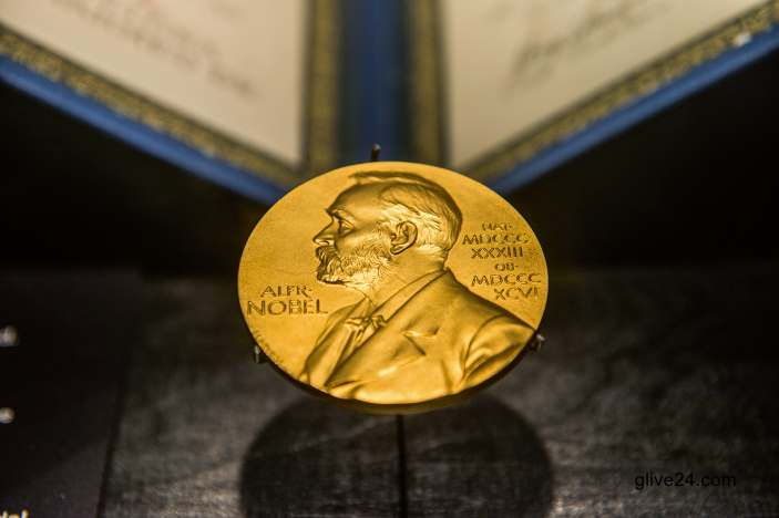 Light or new materials tipped for Nobel Physics Prize