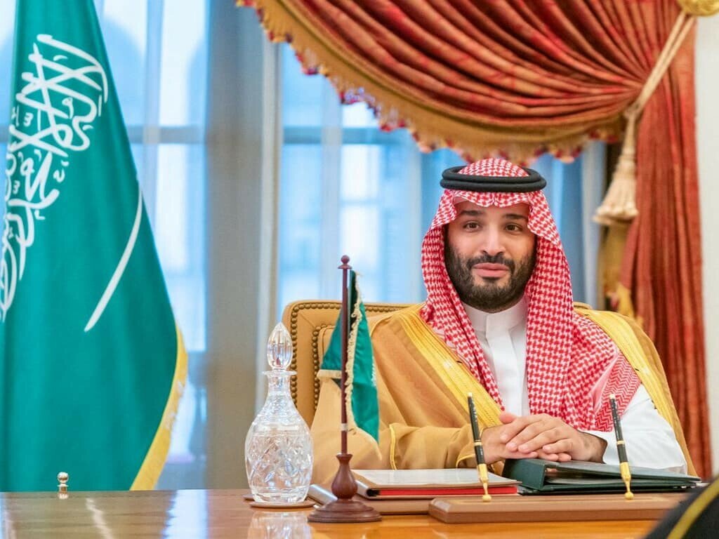 Saudi prince says working to contain Israel-Gaza fightingSaudi prince says working to contain Israel-Gaza fighting